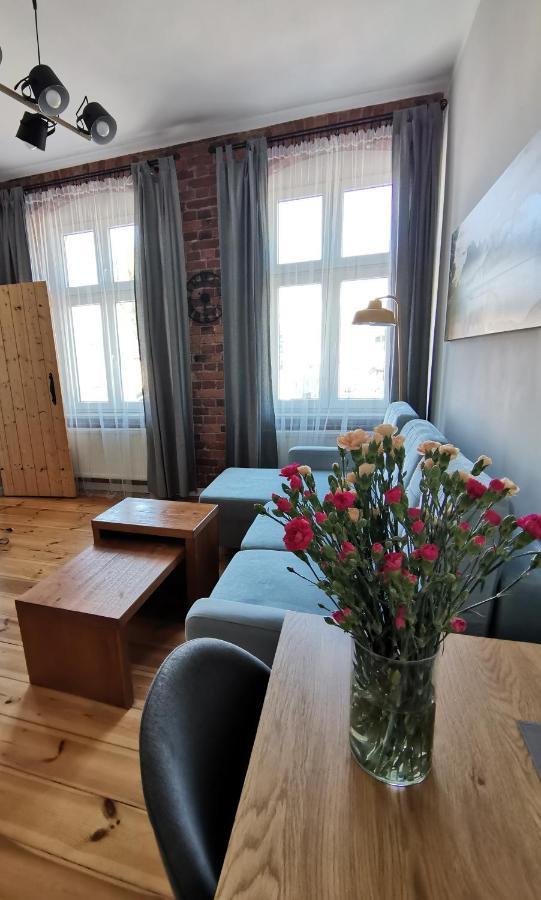 Apartamenty W Scislym Centrum Kupiecka-Drzewna Зелена Гура Екстер'єр фото