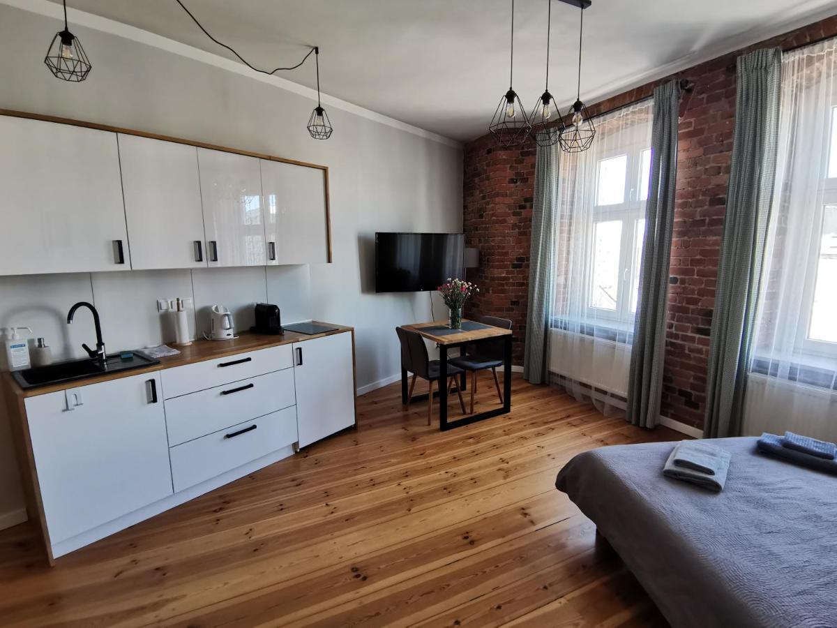 Apartamenty W Scislym Centrum Kupiecka-Drzewna Зелена Гура Екстер'єр фото